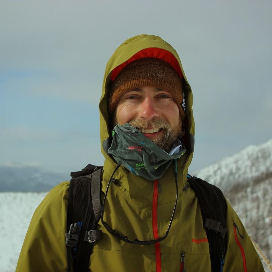 Cyclist, board rider and marketing communications professional interested in writing, SM, content marketing, music, art, environment, and nature.