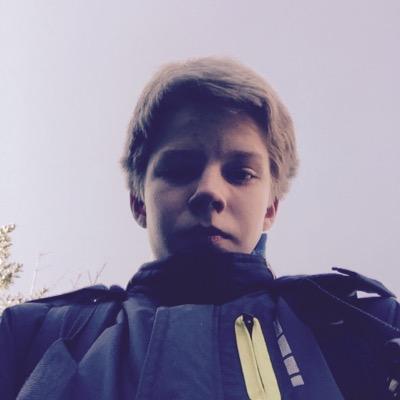 lukas51002's profile picture. hey!! it's me! first i'm a gamer! ❤️ fnaf  bf 4  bf hardline