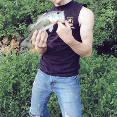 RuttinForBucks's profile picture. this countryboy love is what you need. #RideRed #honda