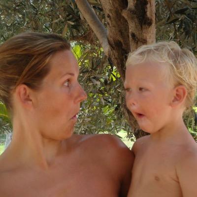 Cjansuh's profile picture. Eigen webshop @stoerebinkies1 en werk al POH bij een huisarts in Arnhem. Mama van Brick. Hou van verre reizen maken, lekker eten, handballen en duiken