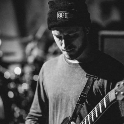 TomArchitects's profile picture. Guitarist in Architects.