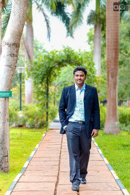 Mechanical Engineer.  Cricket, Movies, Travel, Dog Lover.