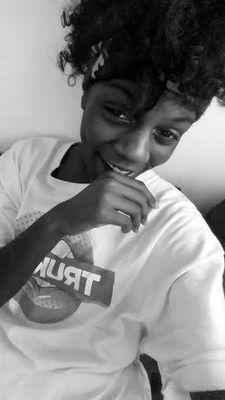 @Versace_condom back up page