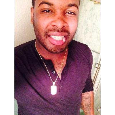 tweez58's profile picture. blessed 

this my new and last page follow back!