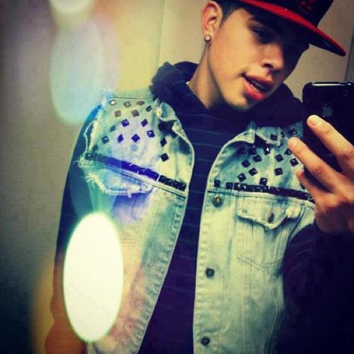 D15neyy's profile picture. 