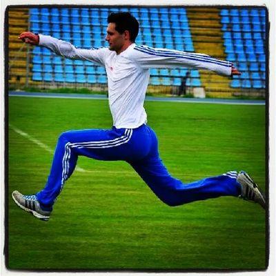 yGrecu's profile picture. Long Jump