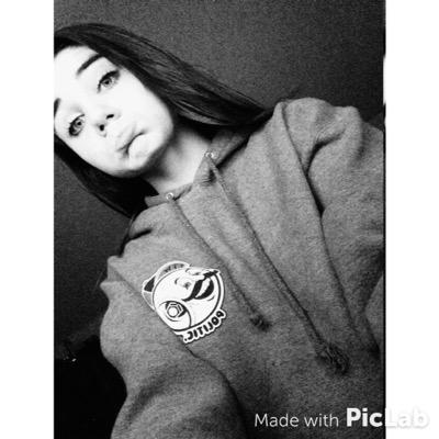 youtuber •14• instagram -hailey__clark
