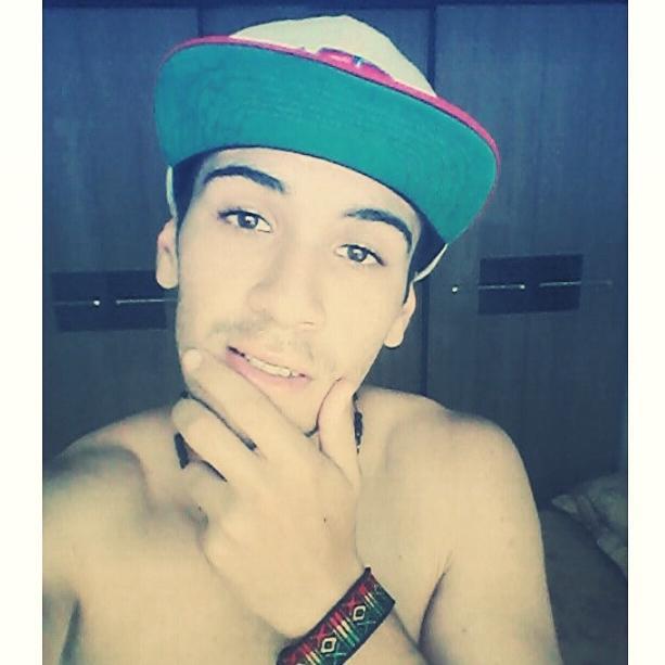 Facebook : http://t.co/SymxvclZfs
Curta : https://t.co/vxM1WMa8rd
Instagram :  http://t.co/ttLrmyc5L2
