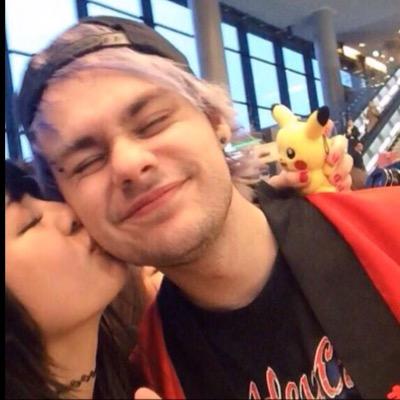 dm us a selfie/user of your favorite Michael girl(s) (ﾉ◕ヮ◕)ﾉ*:・ﾟ✧