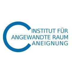 Das Institut für angewandte Raumaneignung versteht sich als Labor der Erforschung und Produktion urbaner Bewegungen im öffentlichen Raum.