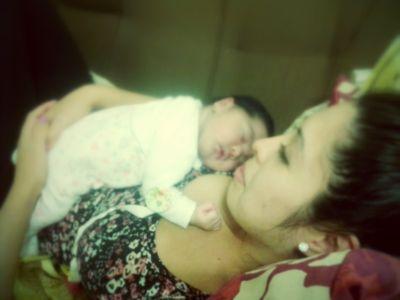 Soy jessi ,Enamoradamente de mi Ahijada ,Madre de Tifón y empezando un Nuevo Año!!!