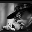 Axl Davis  - @jose_ferdi - Twitter