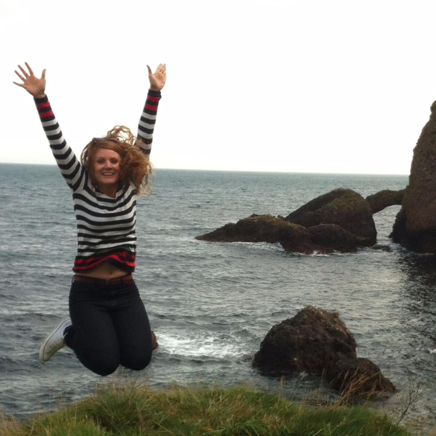 Coffee-holic, equine vet, mare repro researcher, oviduct & lipid aficionado, mumma-bear, outdoor adventurer.