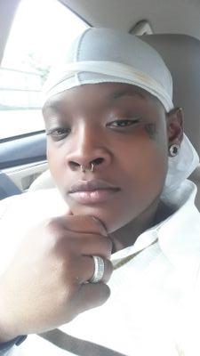 born and raised from New Orleans I'm a bounce dancer nd talented in many Ways I'm here for friends I freestyle I'm very different LUV meeting new ppl