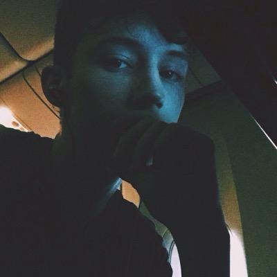 sirensivan's profile picture. free follow from @troyentyler go follow her