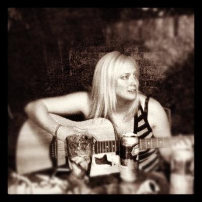 lauragiant's profile picture. 