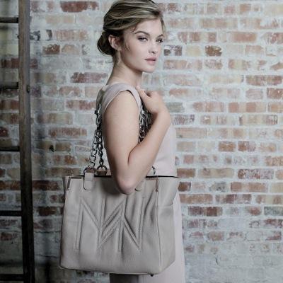 MicheBagNL's profile picture. Miche Bag: 1 tas eindeloze mogelijkheden! Ontdek deze geweldige merktassen. Miche Bag: Praktisch, functioneel én modieus in één tas.