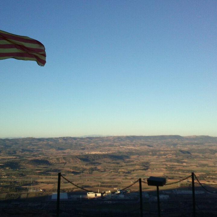 rujalons's profile picture. narinan-narinan