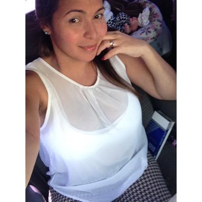 Mama de 3 muñecas q son mi vida ❤️Esposa del amor de mi vida @pedro_parra1 ! Dios siempre conmigo!☺ Bendecida..
