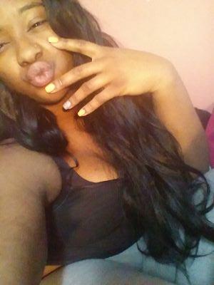 i break rules. laugh uncontrollably. kiss slowly. & love truly♥♥♥♥