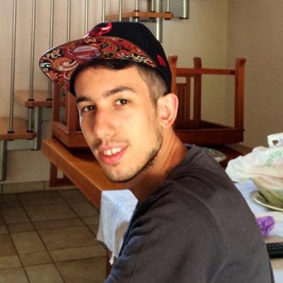 davidwillams16's profile picture. 