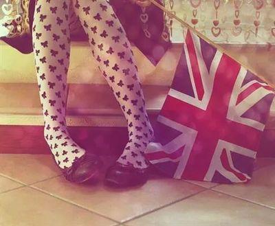 Larryzinha , Niall girl e sofredora **