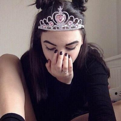 follow @SLEEPYTEENAFl