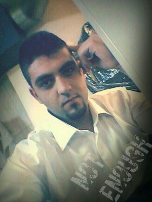 ‏رضوان حلاق مسلم الحمد لله مصمم ومبرمج ويب اعتمد على ووردبريس و لينكس .احب نظم الطاقة البديلة ومهتم للبيئة والمحافظة عليها