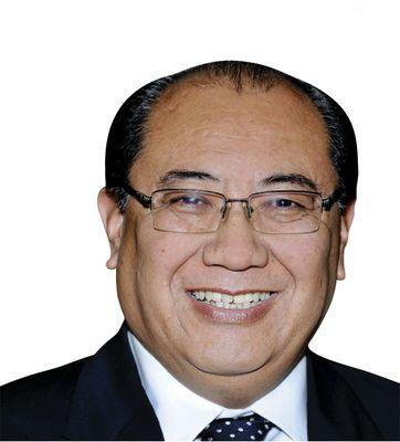 Ex magistrado del tribunal constitucional.