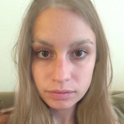 CarnegieMelanie's profile picture. 