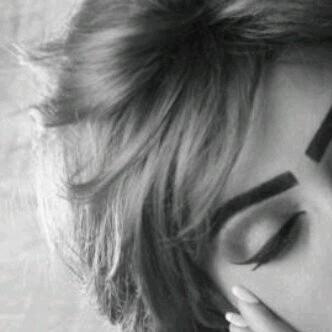 ‏‏‏‏‏| مانسيتك شفني اتعبني الحنين كل ماتطري علي عيني بكت