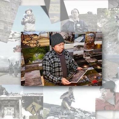 a freelance photographer