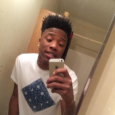 i_hoopz11's profile picture. 