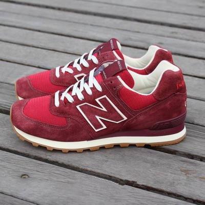 Tienda on-line de cualquier cosa (zapatos,camisetas etc) Nuestras formas de pago son: paypal y transferencia, fiabilidad, Síguenos y háblanos por MP