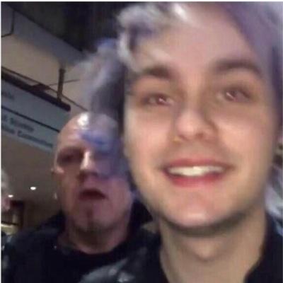 voootiing's profile picture. follow @asdfghemms