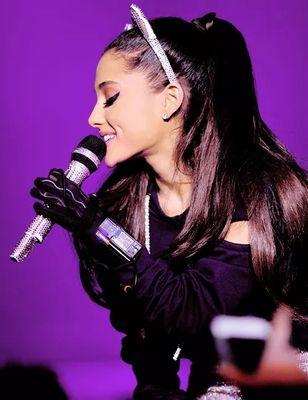 @arianagrande i love you sou much ♥♥♥♥♥♥♥ minha vida eu tenho orgulho de ser sua fã ♥♥♥♥♥♥