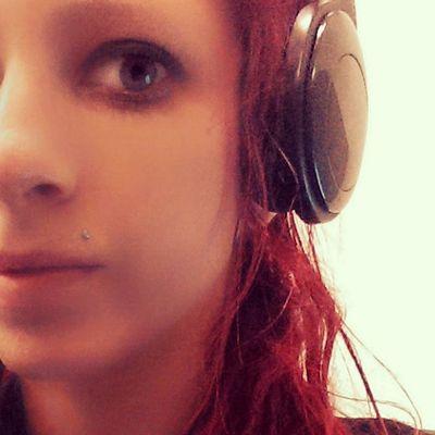 GinaBlairDeCola's profile picture. Awesome