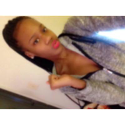 Follow me on ig @yoooo.raee follow me i will follow back