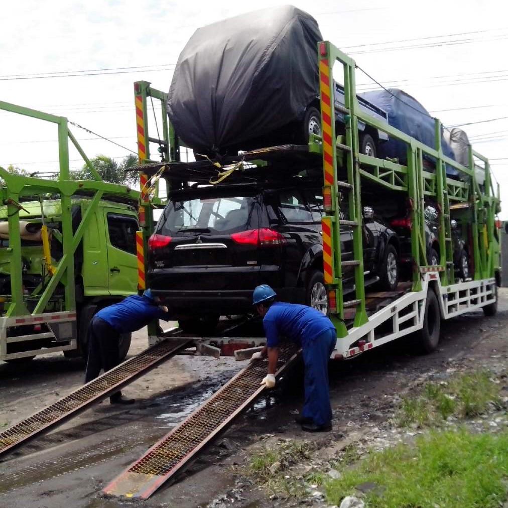 trinitas99's profile picture. 