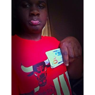 gl0broski's profile picture. Be YoSelf  Cause Nobody Cant Take That From You But YourSelf