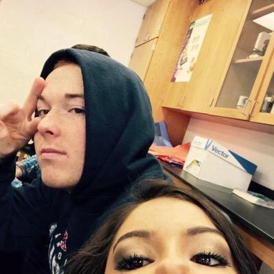 ryanhatfield000's profile picture. yeah you're skinny