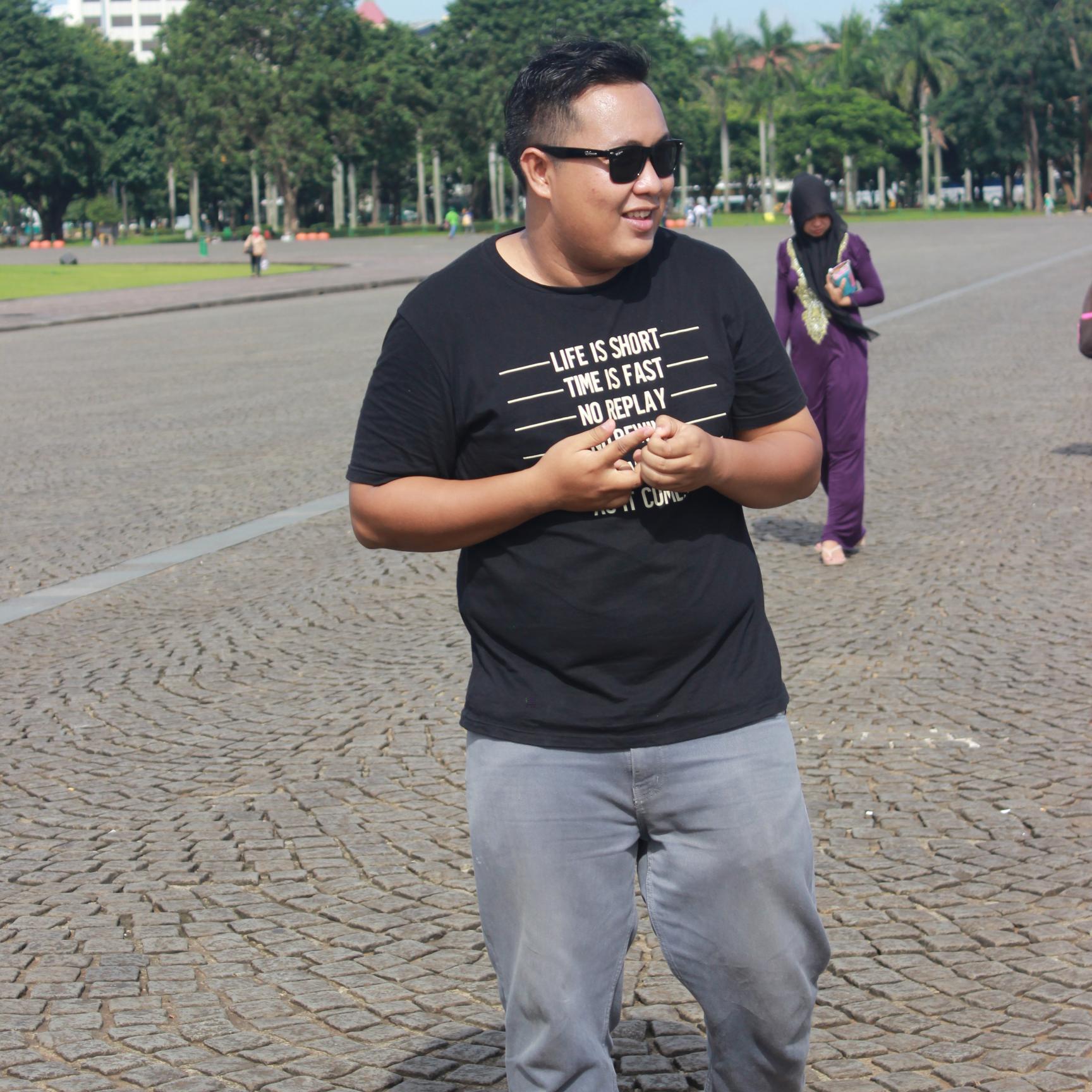 || 22-01-1994 || Gorontalo State University, S1' Accounting '12 ||  ♥ Islam || True Blue's || BCL || Eat!, Sleep!, and Play! ||