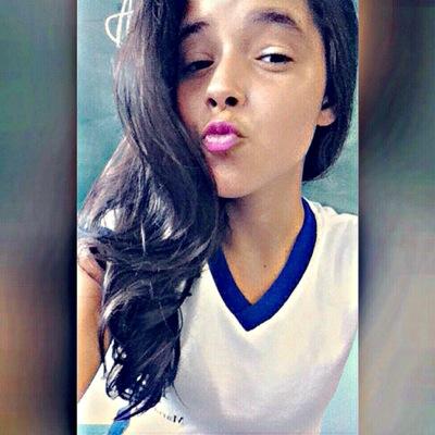 Essa morena tá seduzindo geral, la no condomínio chama atenção , ela é boa demais :3 12 years *-* face Carol Moolitor :3 whats 996871259 :v