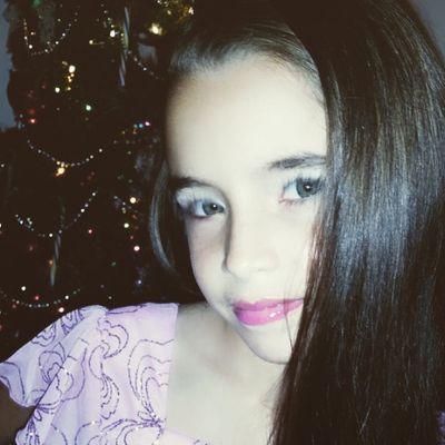 Laly22321297's profile picture. 