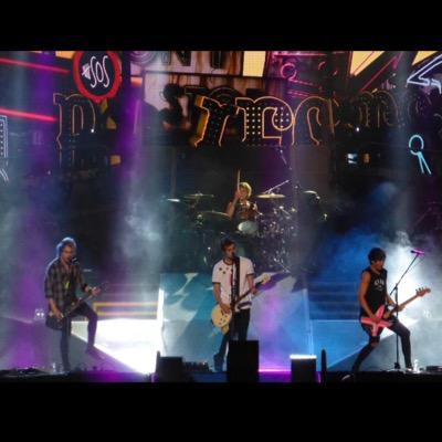 5SOSukupdates5's profile picture. Fan account for 5SOS, currently touring. #5sosfam. ❌ @5SOS @Ashton5sos @Luke5sos @michael5sos @Calum5sos