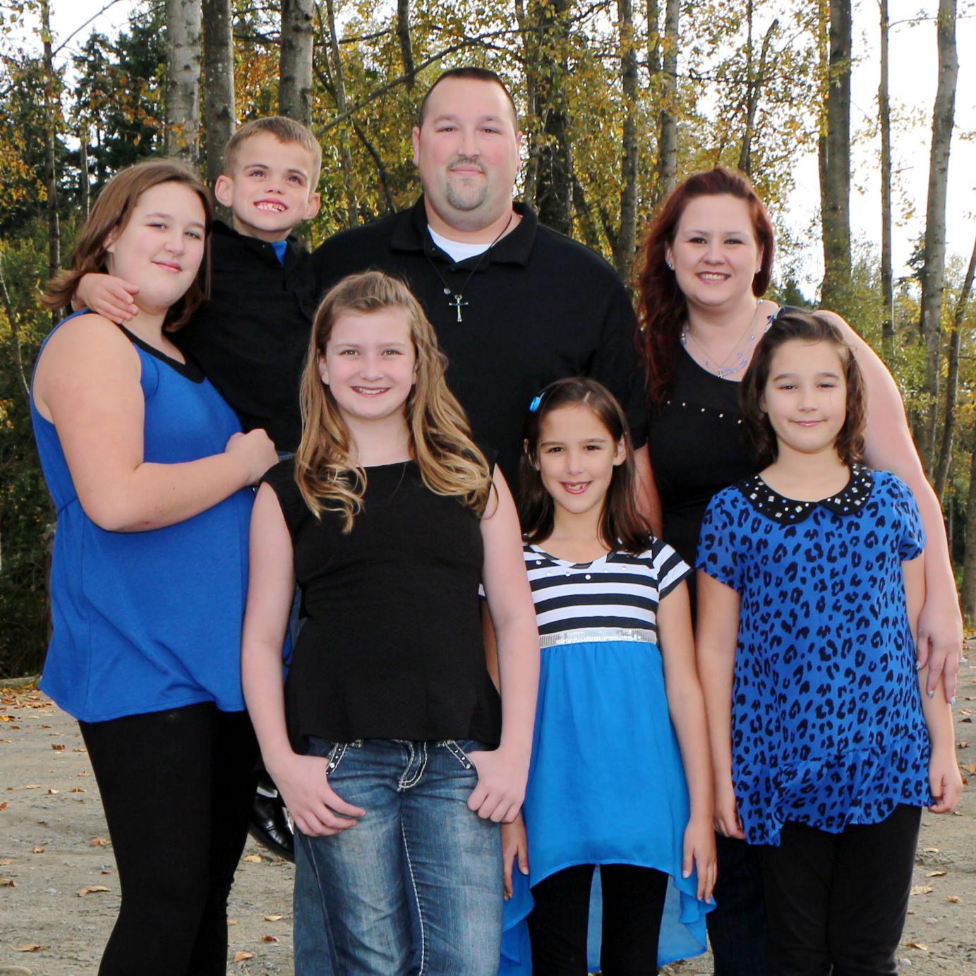 jewels_pics's profile picture. I'm an aspiring Photographer...with a daughter, a special needs little boy and 3 sweet  stepdaughters... Loving life with the man of my dreams...Just Married!!