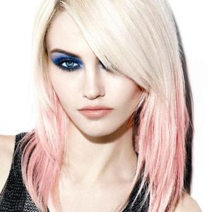 ItsDatBeeotch's profile picture. Get it?  Bee-otch?  Cuz o' the' bees? Hah!  I'm so funny.  (( Fictional account, #TSWRP, Nickname: MadMedae ))