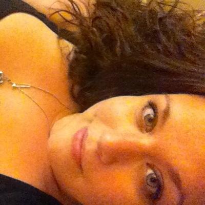 AmandaJN83's profile picture. 