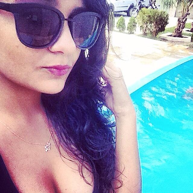 longe de toda negatividade.