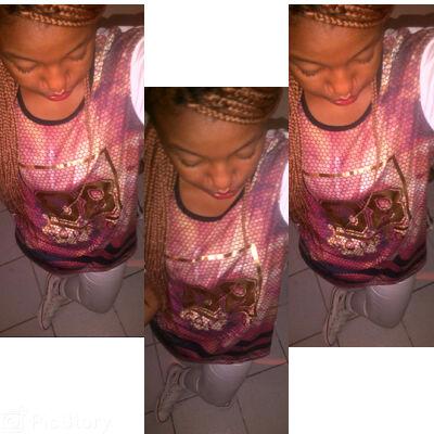 ButheleziSibo's profile picture. ♡♥♡♥